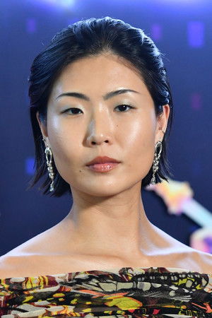 May Hong headshot