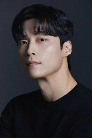 Heo Nam-jun headshot